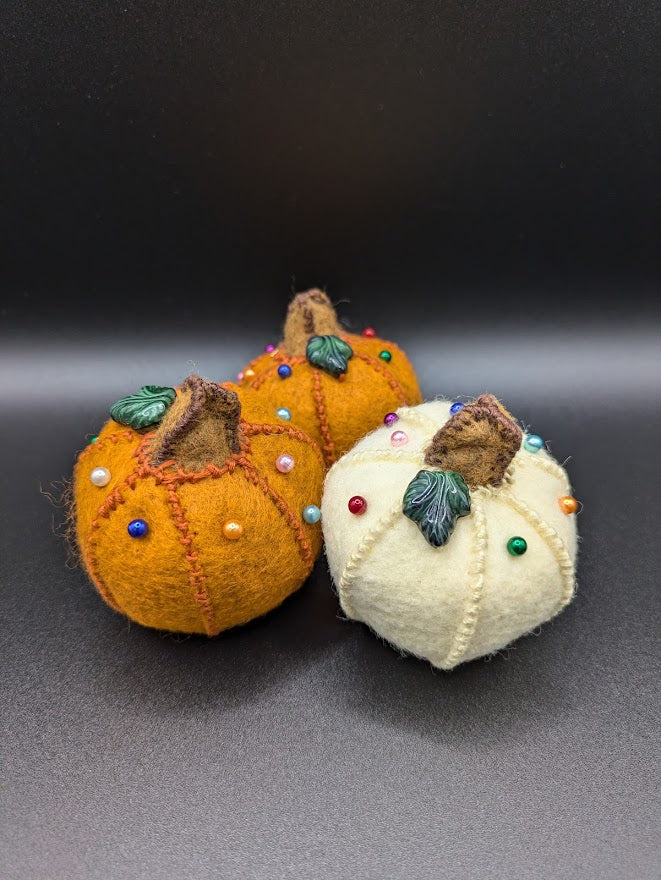 Pumpkin Pin Cushions